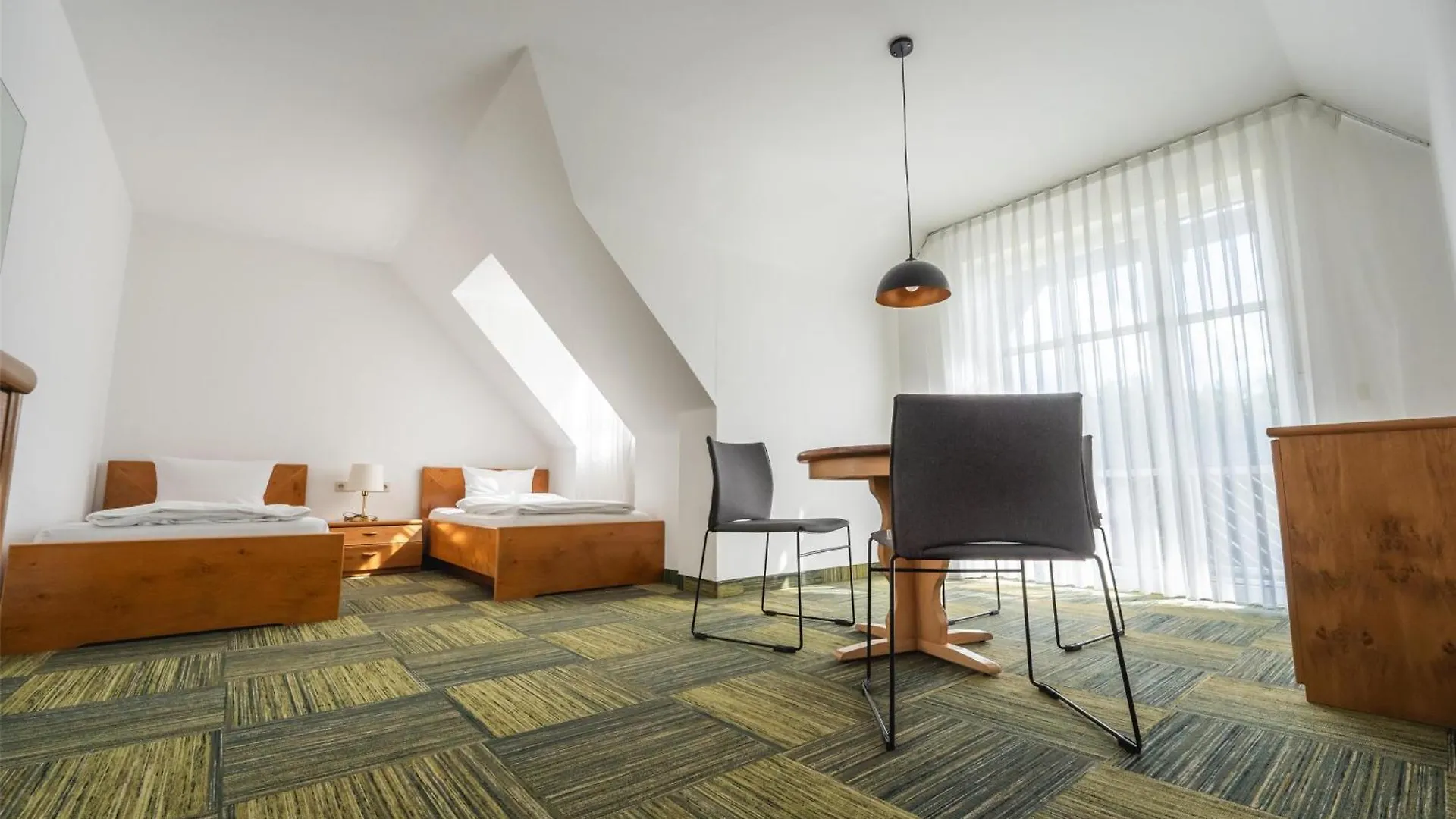 Gut Matheshof Apartments Риден
