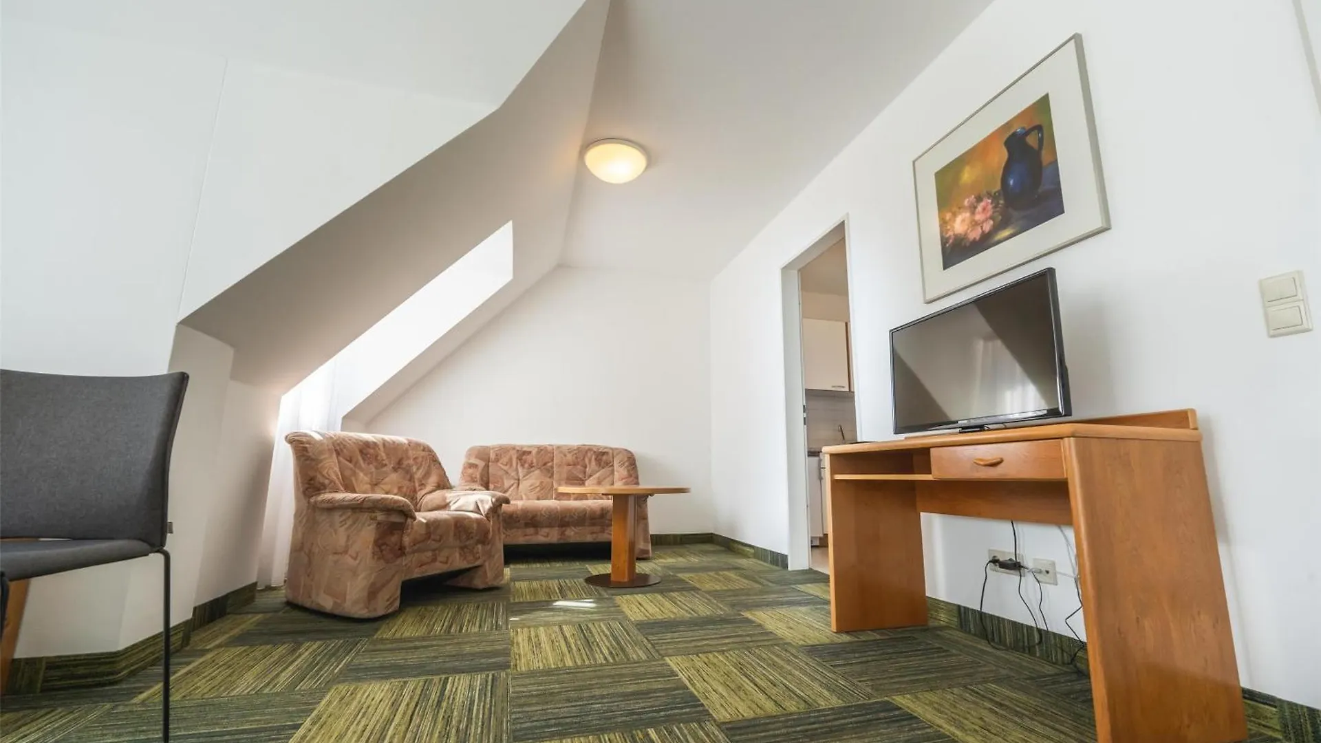 Gut Matheshof Apartments Риден 0*,  Германия