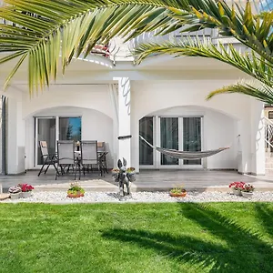 3 & 4 Bedrooms Simona Apartment Poreč